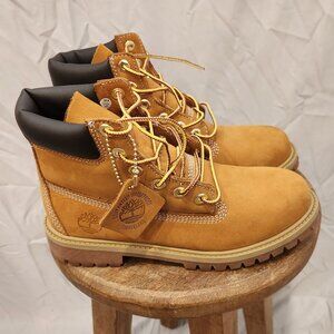 Timberland Women's size 5 boots
